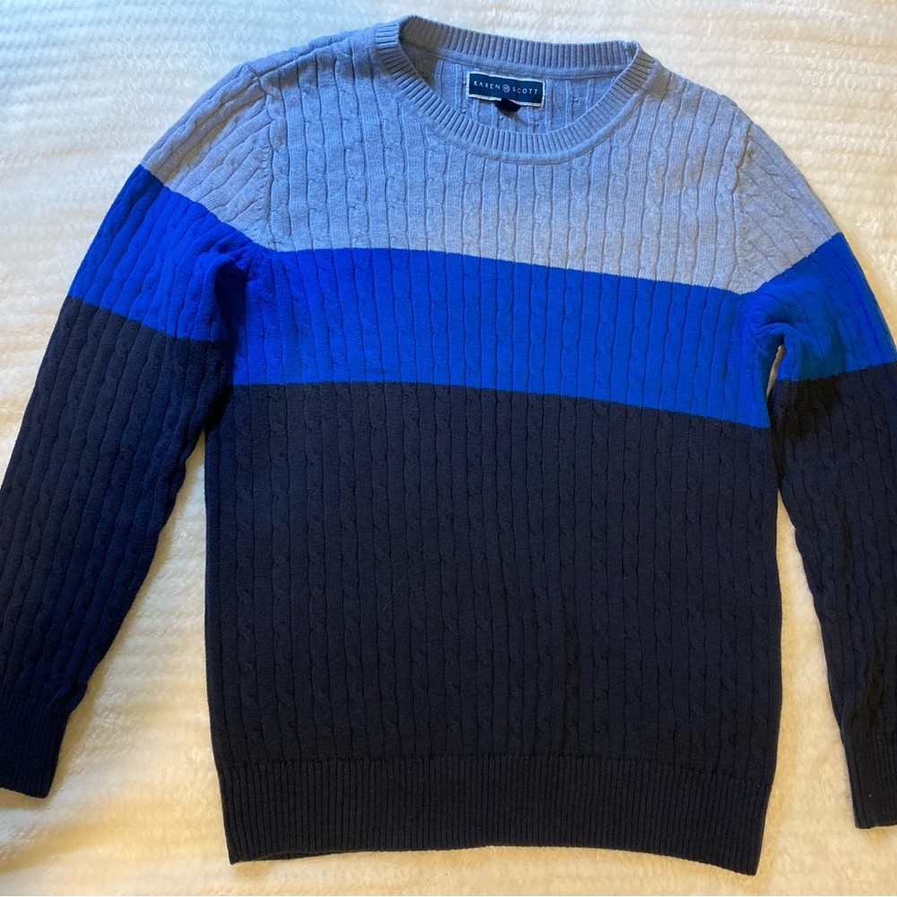 Colourblock cable knit sweater